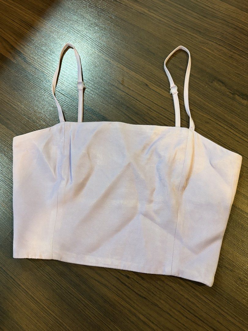 Zara Pastel Purple Crop Top (Category: Sleeveless) located in Paranaque City. Submitted by trendyclothesco (Listing ID 1469844261, Image 2). Description: - Zara purple cropped sleeveless top.