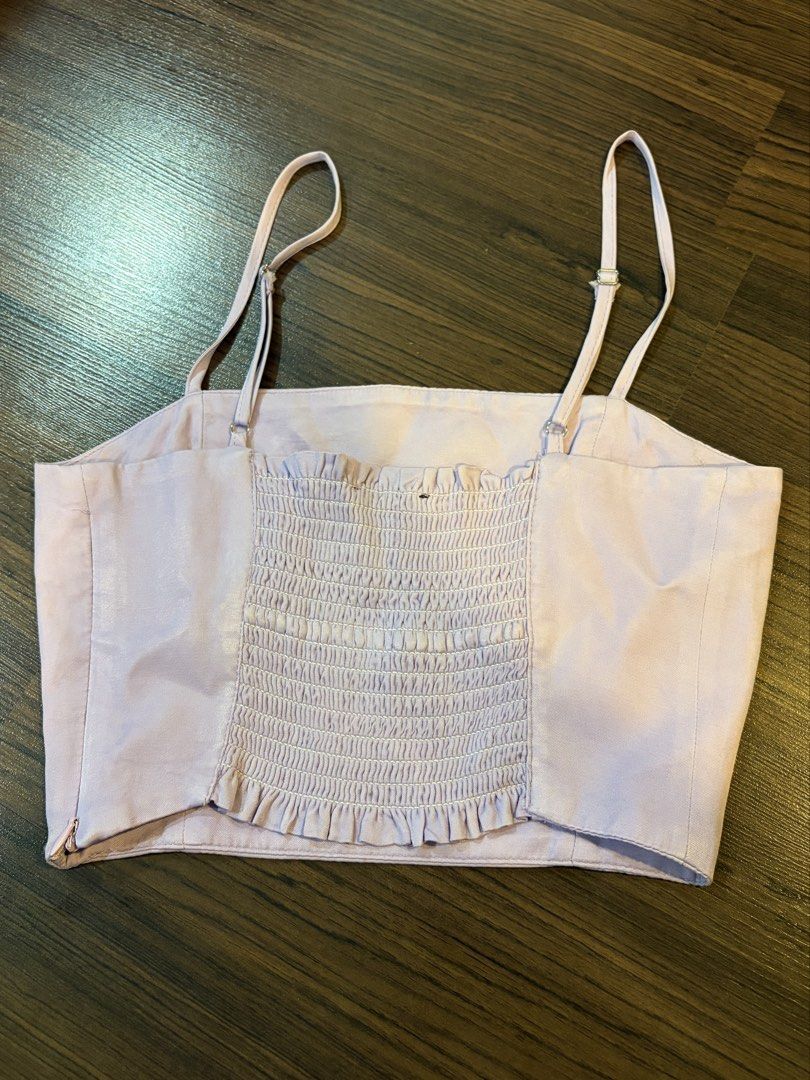 Zara Pastel Purple Crop Top (Category: Sleeveless) located in Paranaque City. Submitted by trendyclothesco (Listing ID 1469844261, Image 3). Description: - Zara purple cropped sleeveless top.
