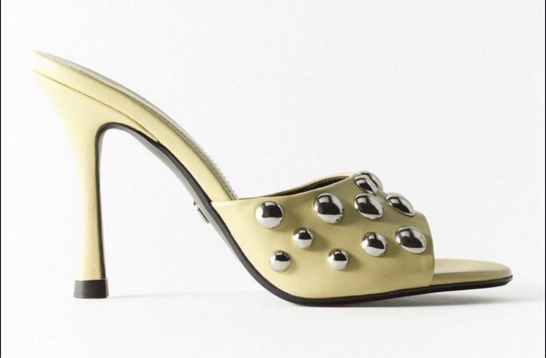 Zara Studded High Heel Mules Yellow Size 39 (Category: Heels) located in Manila. Submitted by aeiru222 (Listing ID 1469883127, Image 2). Description: READ BEFORE ORDERING❗️ - before you message ask first if available :)) ETA will be on Dec 20. 📍Japan → Marikina City pm for reservations🧚‍♀️.