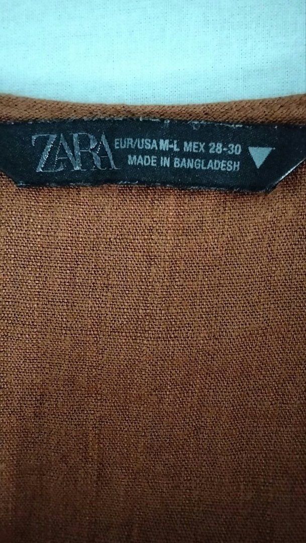 Zara wrap top (Category: Blouses) located in Manila. Submitted by mcl014. (Listing ID 1469912339, Image 2). Description: .