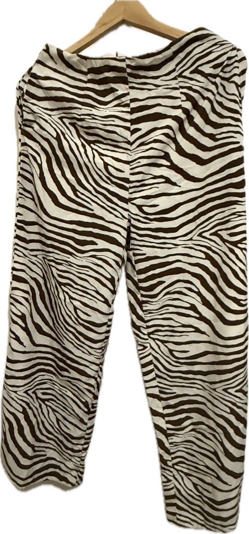 Zebra Print Trousers (Category: Jeans) located in Quezon City. Submitted by mintconditionph (Listing ID 1469904469, Image 1). Description: .
