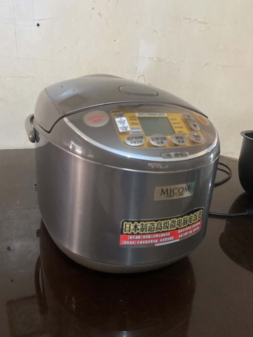 ZOJIRUSHI RICE COOKER (Category: Cookers) located in Caloocan City. Submitted by itchaboipat (Listing ID 1469806977, Image 2). Description: Zojirushi NS-YMH18 10-Cup Rice Cooker 220V (see pictures) Capacity: 1.8 Liters. Inclusions: Main unit and power cable Negotiable for sure buyer. Buyer handles shipping fee..