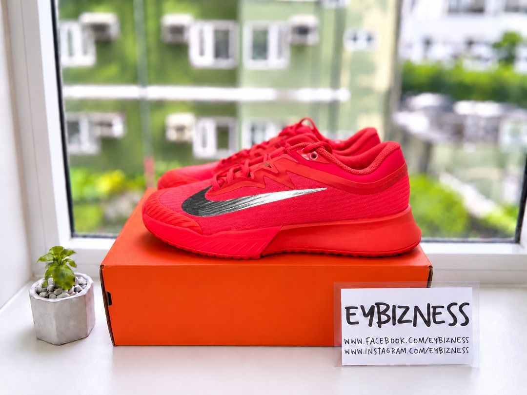 Zoom Vapor Pro 3 'Bright Crimson' (Category: Sneakers) located in Quezon City. Submitted by eybizness (Listing ID 1469891283, Image 1). Description: FOR SALE Zoom Vapor Pro 3 'Bright Crimson' Size: 7.5 women's Other sizes available for pre-order 9,995 PHP Shipping: LBC/Lalamove (Delivery at buyer's expense) Fairview Quezon City DM to secure your pair now! #eybizness #vaporpro3 #vapor #pickleball #tennis #pickleballera.