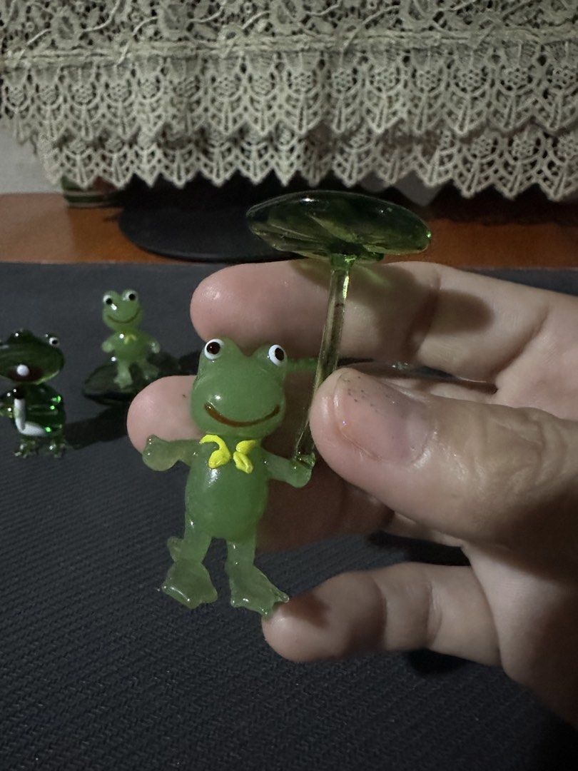 11 pcs Hand Blown Art Glass Frogs (Category: Other Home Decor) located in Davao. Submitted by favoritepreloved (Listing ID 1470084193, Image 3). Description: 💜 Flaws: nabali yung foot ng isang frog, kayo nalang po ang mag dugtong.