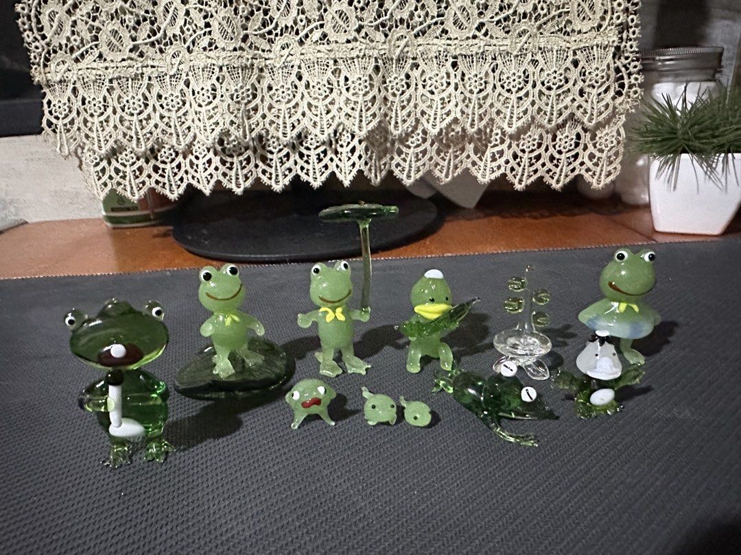 11 pcs Hand Blown Art Glass Frogs (Category: Other Home Decor) located in Davao. Submitted by favoritepreloved (Listing ID 1470084193, Image 1). Description: 💜 Flaws: nabali yung foot ng isang frog, kayo nalang po ang mag dugtong.