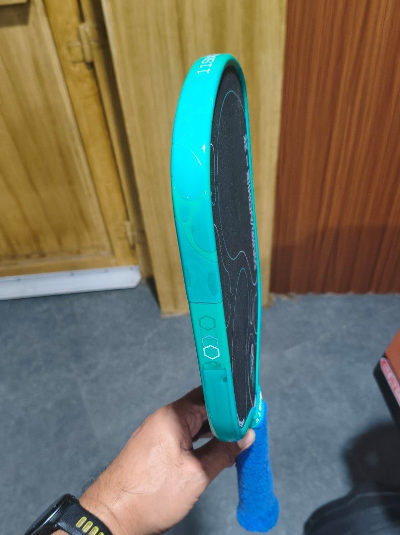 11SIX24 Jelly Bean 2 Hurache-X (Category: Racket and Ball Sports) located in Taytay. Submitted by reylac (Listing ID 1468503455, Image 3). Description: ♦️11SIX24 Jelly Bean 2 Hurache-X ♦️Legit/Authentic 11SIX24 paddle ♦️Bought Oct. 18, 2026 from Pickledeals (with Official receipt) ♦️NFC scannable for authenticity✅ ♦️Very, very slightly used only ♦️100% good condition, no scratches, with PPF edge protector installed ♦️Pristine paddle face, looks n