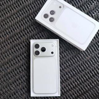 (Category: ) located in . Submitted by rva_gadgets (Listing ID 1470016834, Image 1). Description: .