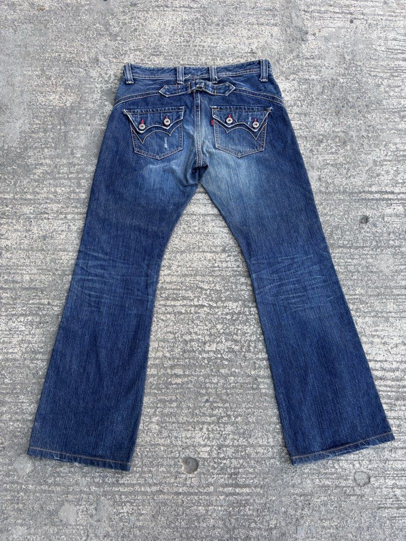 2000s Edwin Rude Zero BootCut Jeans (Category: Jeans) located in Bacolod City. Submitted by keel_08 (Listing ID 1469999263, Image 2). Description: Rare Double L size Cinch back, Double flap back pocket Can fit 32-33 W 39.5 L 12 Thigh 8 knee 9 LO Free shipping!.