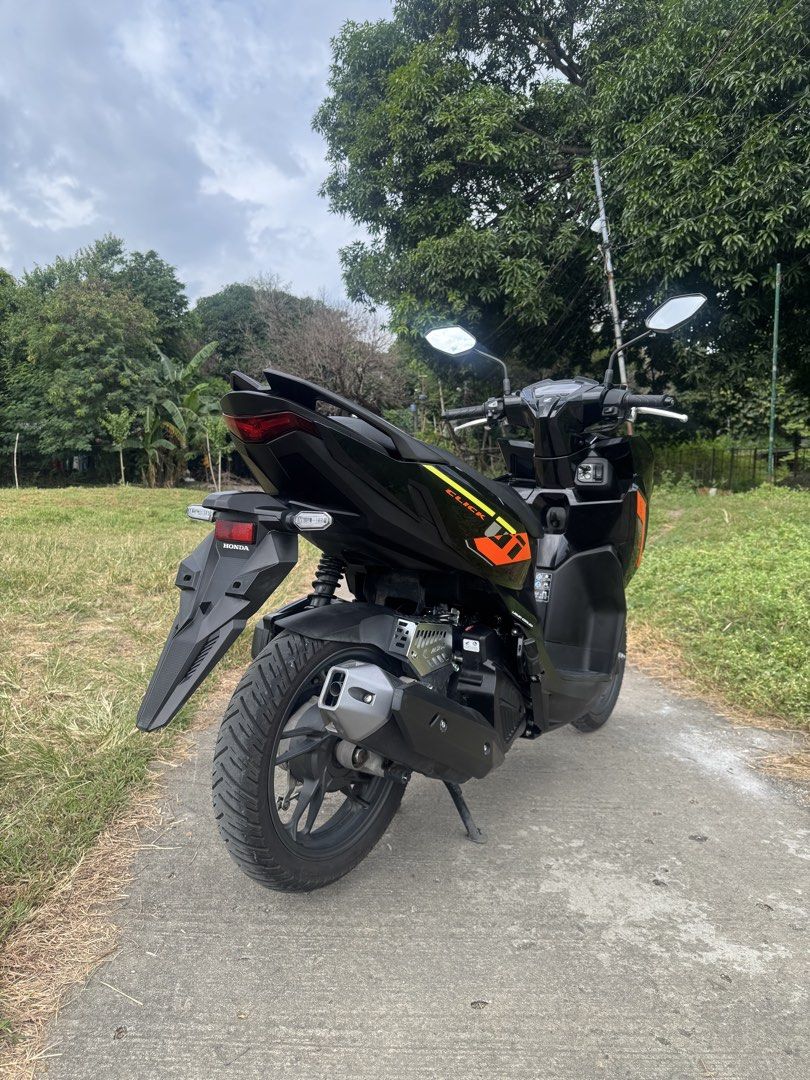 2026 Honda Click V4 (Category: Motorbikes for Sale) located in Las Pinas. Submitted by attuazon (Listing ID 1470081810, Image 3). Description: FOR SALE Honda Click V4 2026 Model -3 Months old -1,500+ ODO -Obsidian black metallic -Complete legal papers with LTO Plate -Registered until January 2030 -2Keys with Manual -Newly changed oil Upgrades: -Tire hugger -Coolant cover -Plate holder 75,500 NEGOTIABLE 📍Imus or Bacoor, Cavite.