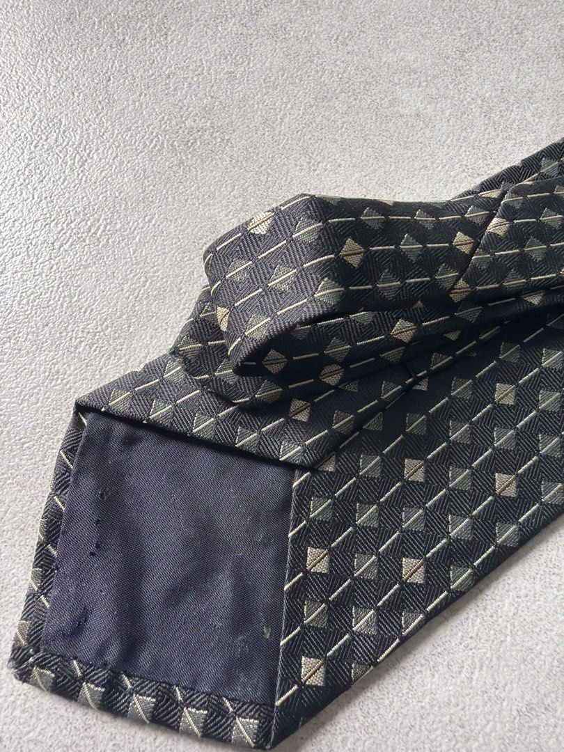 2nd Gear Necktie (Category: Ties) located in Pasig City. Submitted by chamoisee (Listing ID 1469960226, Image 3). Description: .