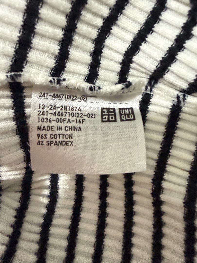 4 Uniqlo Ribbed Blouse Bundle M (Category: Shirts) located in Quezon City. Submitted by quietfind (Listing ID 1470057353, Image 3). Description: - Brand: Uniqlo - Set of 4 ribbed tops: White, Orange, Dusty Pink, Black-and-White Stripes - Size: M - Material: Cotton and spandex blend (stretchy & comfortable) - Styles: Scoop neckline and boat neckline - Condition: Good, plenty of wear left - Perfect daily basics that are easy to mix and match.