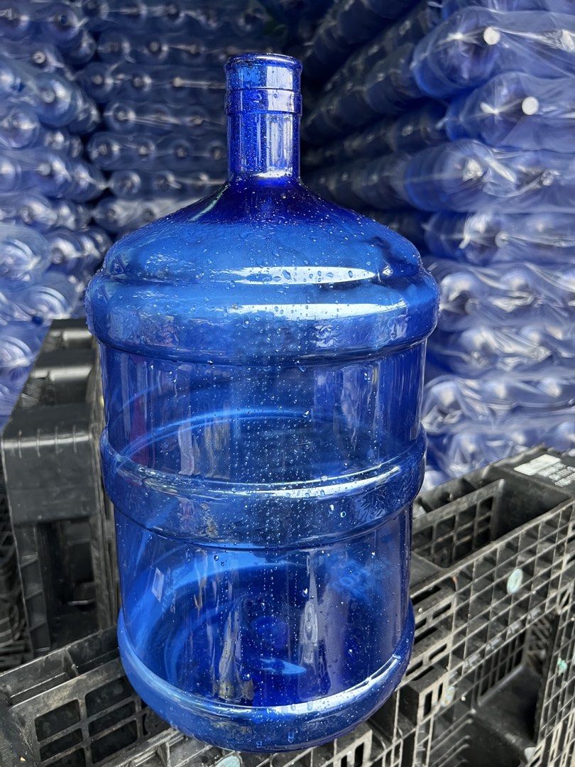 5 gallon (Category: Water Bottles & Tumblers) located in Manila. Submitted by wizmark (Listing ID 1470123948, Image 2). Description: BRAND-NEW 5-GALLON CONTAINER 💧 Enjoy convenient, reliable water storage with our brand-new 5-gallon container—ideal for keeping your drinking water fresh, clean, and protected. ✅ High-quality construction for lasting durability ✅ Includes a secure cap for added protection ✅ Clean, sturdy, and ready for immediate us