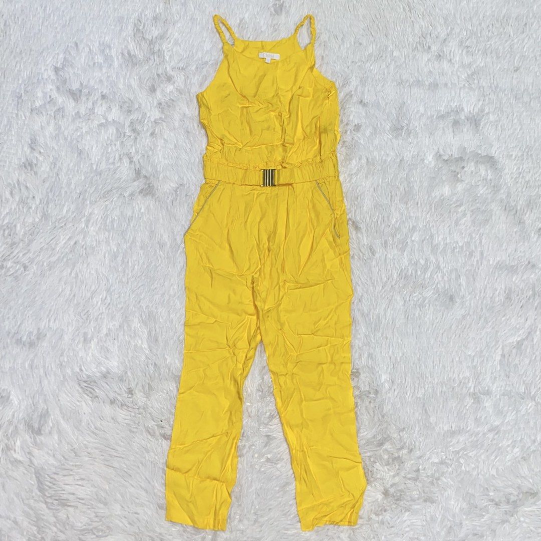 5 Years Old Chloe Yellow Jumpsuit Original (Category: Babies & Kids Fashion) located in Bulacan. Submitted by jexmd (Listing ID 1470040122, Image 1). Description: .