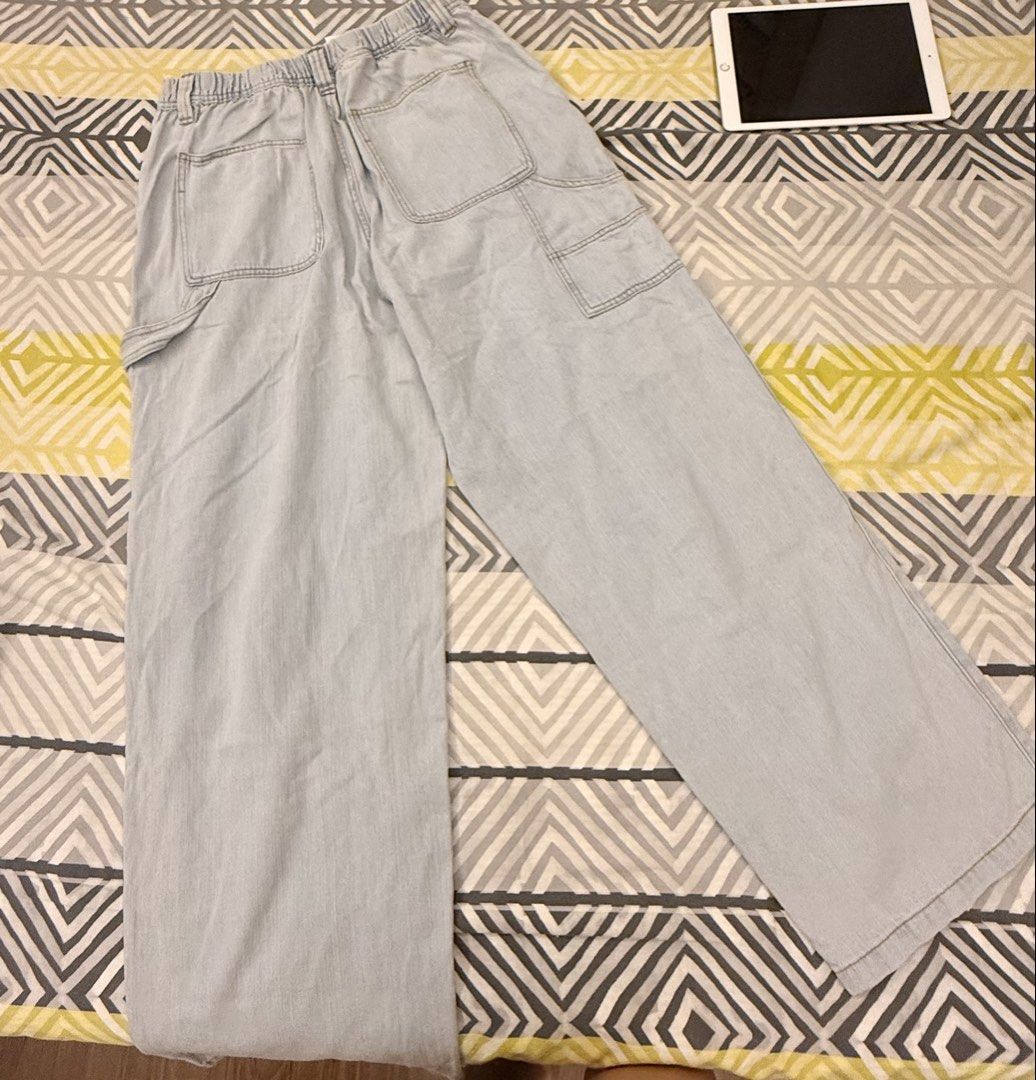 8seconds Light Blue Denim Pants Size L (Category: Jeans) located in Quezon City. Submitted by imcandycloset (Listing ID 1470126992, Image 3). Description: - Brand: 8seconds - Size: L - Color/Wash: Light blue denim - Fit: Relaxed wide leg with an easy elastic waistband - Features: Functional back pockets and utility loop.