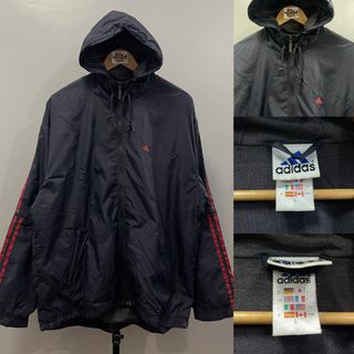 (Category: ) located in . Submitted by lootersgrails (Listing ID 1469950456, Image 1). Description: .