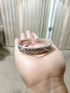 (Category: ) located in . Submitted by thrifty.picked (Listing ID 1470122344, Image 1). Description: .