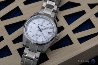 （分類：）位於 。 由 klwatch1997 提交（商品編號 1470006383，圖片 1）。簡介： 。