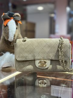 （分類：）位於 。 由 360_Luxury 提交（商品編號 1470047282，圖片 1）。簡介： 。