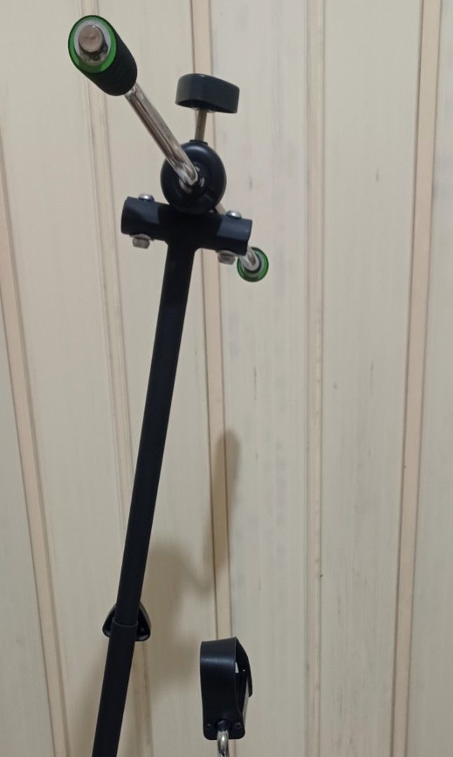 🩹 Dual‑Action Arm & Leg Rehab Exercise Peddler (Category: Cardio & Fitness Machines) located in Quezon City. Submitted by wjmae (Listing ID 1470049067, Image 3). Description: Adjustable height & angle; independent crank handles + foot pedals. For seated mobility, circulation and post‑injury recovery. Smooth‑working mechanism, no major damage..