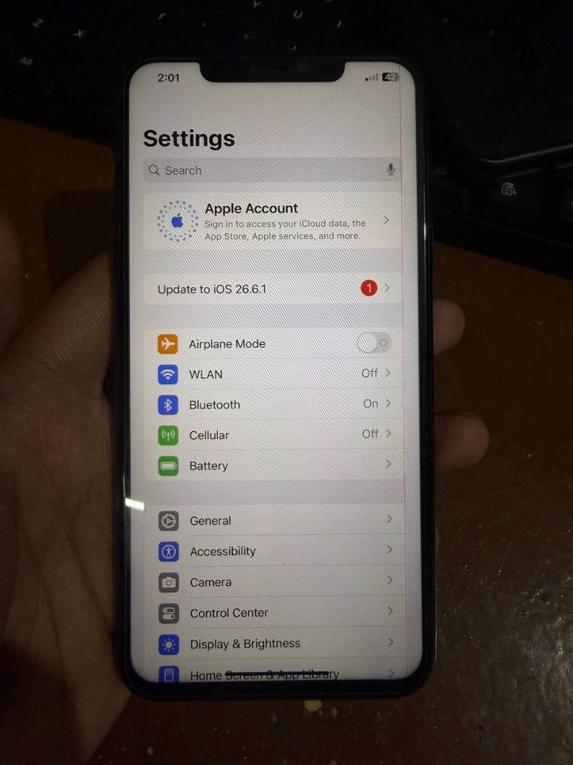 Ⓚ iPhone 11 Pro Max 64GB (Midnight Green) (Category: iPhone 11 Series) located in Cainta. Submitted by kinovault (Listing ID 1470127220, Image 3). Description: Product Specifications: Model: iPhone 11 Pro Max Color: Midnight Green Storage: 64GB Variant: Hongkong Price is Negotiable for Meet Ups! Details: - Dual Sim (HK Variant) - Apple Account Signed Out - iOS 18 - Battery Health 73% - Inclusions: Unit, Case and Wired EarPods Issues: - LCD Pink L