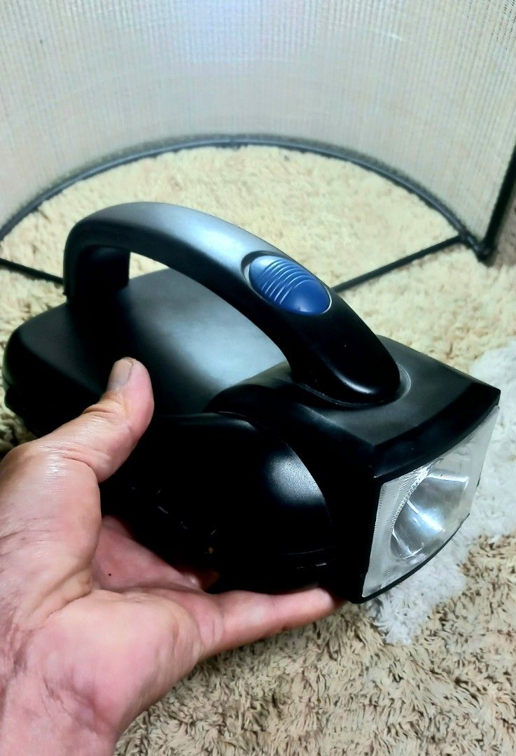 🔧 JAPAN SURPLUS – PORTABLE FLASHLIGHT & MULTI-TOOL SET 🔦 (Category: Home Improvement Tools & Accessories) located in Santiago. Submitted by thankugeri87256 (Listing ID 1470130196, Image 2). Description: ITEM SPECIFICATIONS: Item: Portable flashlight with screwdriver and socket set Color: Black, silver, and blue Flashlight: NOT WORKING (maybe bulb is busted already) Batteries are not included. Tools included: 1 pc. screwdriver handle 6 pcs. inte