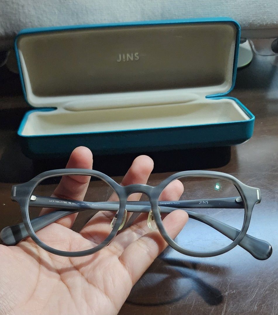 👓 JINS Eyeglasses – May Grado (Category: Sunglasses & Eyewear) located in Baguio. Submitted by coffeesilvershadow_28 (Listing ID 1470028533, Image 3). Description: ✨ Superb Quality - With sigbs of condition but still in great condition - Designed in Tokyo - From HK box - Comes with eyeglasses case 780 pesos only - Monday dropping/ shipping only - Jnt shipping- Payment first plus sf before shipping.