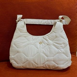 （分類：）位於 。 由 erichhirthe 提交（商品編號 1470121544，圖片 1）。簡介： 。