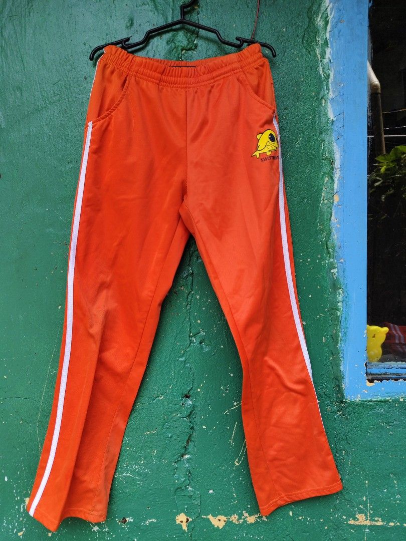 - Sporty Orange Tracksuit with Cute Shark Logo ✨ | Small–Medium Frame (Category: Activewear) located in Baguio. Submitted by pisces_beattidue23 (Listing ID 1470137192, Image 3). Description: - Sporty Orange Tracksuit with Cute Shark Logo ✨ | Small–Medium Frame.