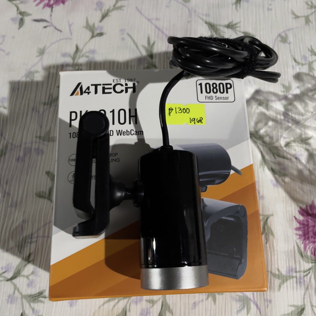 A4Tech PK-910H 1080P Full-HD WebCam (Category: Webcams) located in Manila. Submitted by prelovedbyingridv (Listing ID 1470138952, Image 2). Description: Selling my A4TECH WEBCAM. Used only once. - Model: A4Tech PK-910H Full HD 1080p Webcam with original box - Smooth 30 FPS video recording and superior low-light performance - Built-in digital microphone with noise-cancelling for clear audio - Flexible hook base: fits laptops, LCD, or CRT monitors 