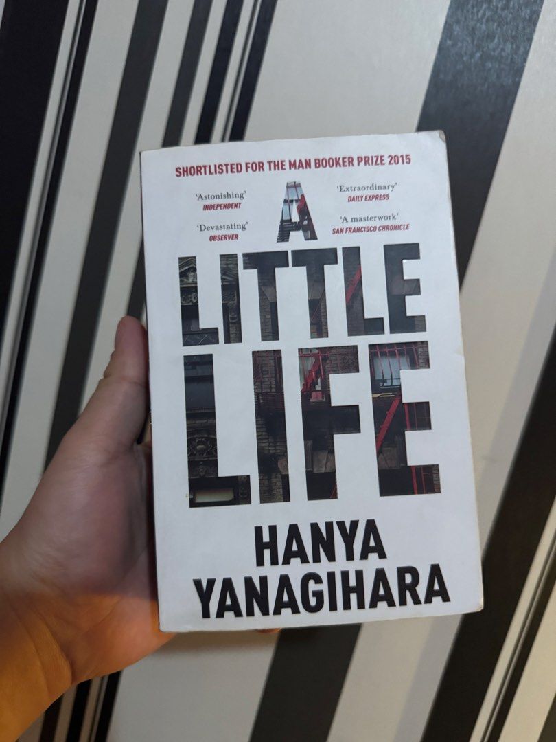 A Little Life (Category: Storybooks) located in Jaen. Submitted by jud24 (Listing ID 1469955461, Image 1). Description: Good condi, light tanning.