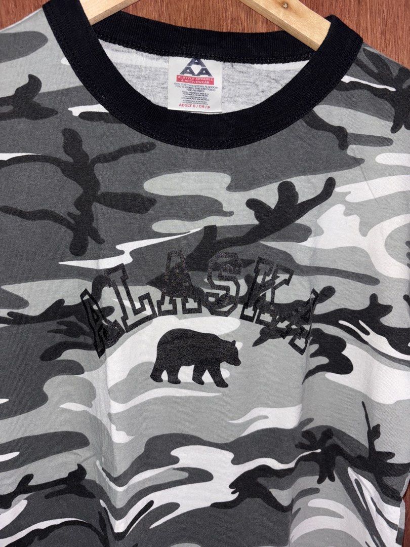 AAA Black Camouflage T-shirt (Category: Shirts) located in Cabuyao City. Submitted by giothr1ft (Listing ID 1470065451, Image 2). Description: -Width: 18 -Length: 25 -Condition: 10/10 📌Buyers will shoulder the shipping fee.