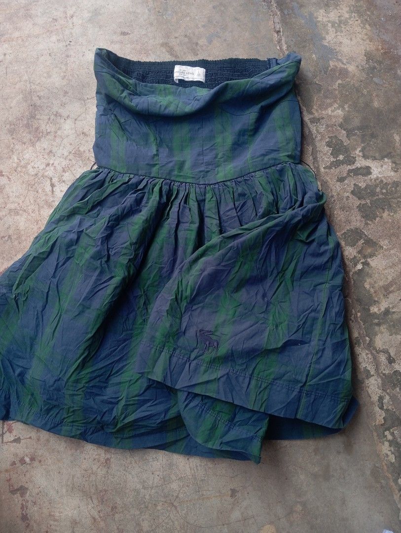 ABERCROMBIE & FITCH (Category: Dresses) located in Monkayo. Submitted by danielcabusora (Listing ID 1469993735, Image 1). Description: ABERCROMBIE & FITCH LARGE ON TAG EXCELLENT NO ISSUE.