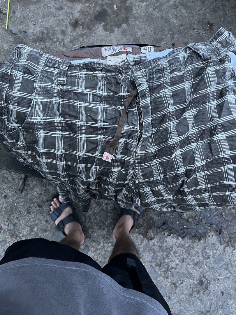 Abercrombie & fitch (Category: Shorts) located in City of Isabela. Submitted by ibzagga (Listing ID 1470113390, Image 3). Description: Size 40.