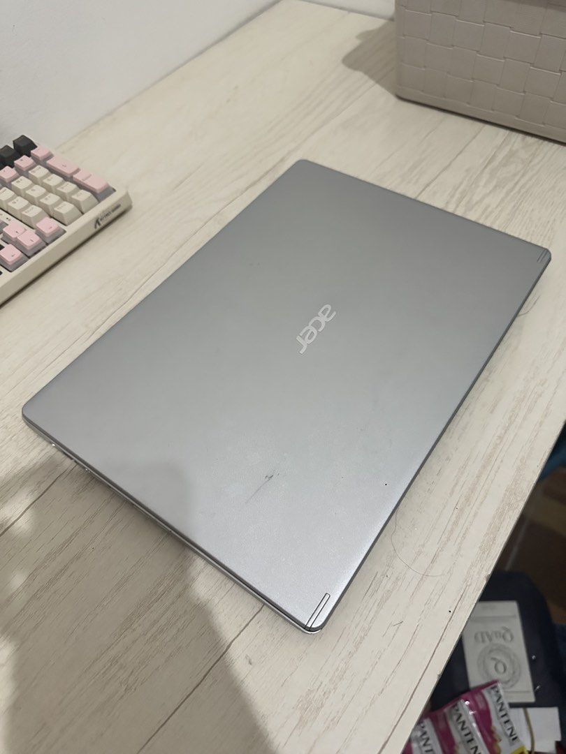 Acer 15 inches laptop (Category: Laptops & Notebooks) located in Manila. Submitted by rizmnl (Listing ID 1469981909, Image 3). Description: Core i3 15 inches 💻 .