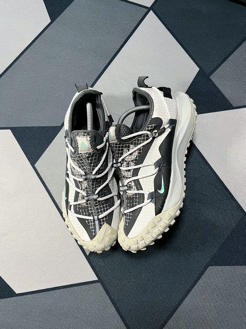 ACG MOUNTAIN FLY LOW (Category: Casual Shoes) located in Butuan. Submitted by jacobfrost (Listing ID 1469959904, Image 1). Description: ACG MOUNTAIN FLY LOW 9.5 US MENS 43 EUR 27.5 CM EXCELLENT CONDITION MINOR SIGNS OF USAGE ₱2,200 🏷️.