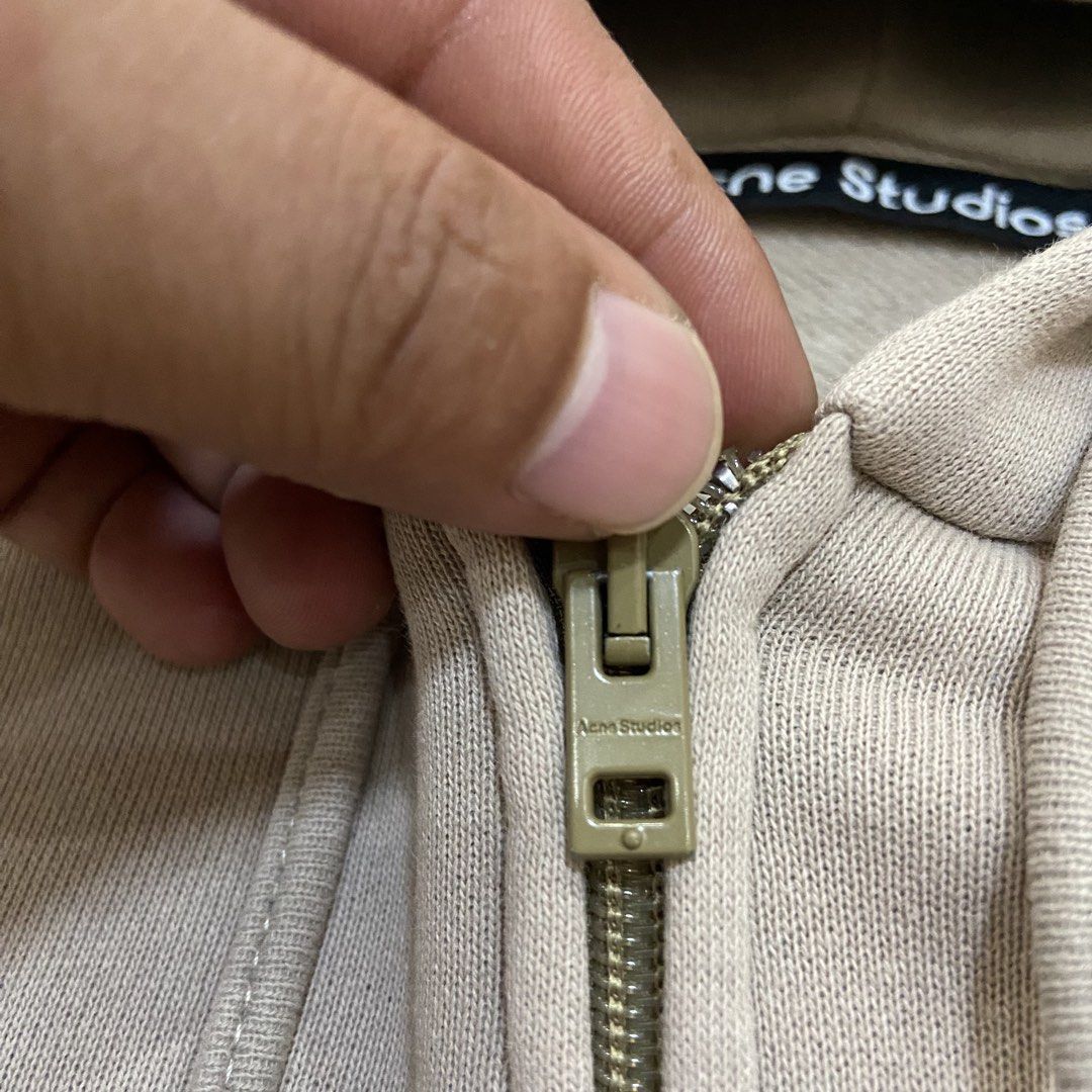 Acne studio khaki hoodie (Category: Hoodies) located in Manila. Submitted by ivan_carbungco (Listing ID 1470006251, Image 3). Description: ACNE STUDIO KHAKI HOODIE 27 by 26 GOOD CONDITION NEED WASH COMPLETE TAGS 2000 CLAIM.