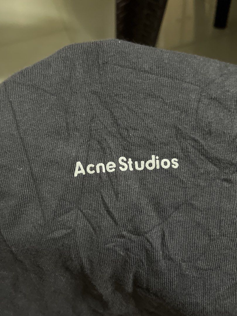 Acne Studios Logo T-shirt (Category: Tshirts & Polo Shirts ) located in Kabankalan. Submitted by zeich_thrift (Listing ID 1470090892, Image 2). Description: Acne Studios Logo T-shirt 25x30 Excellent condition Issue: fade neck .