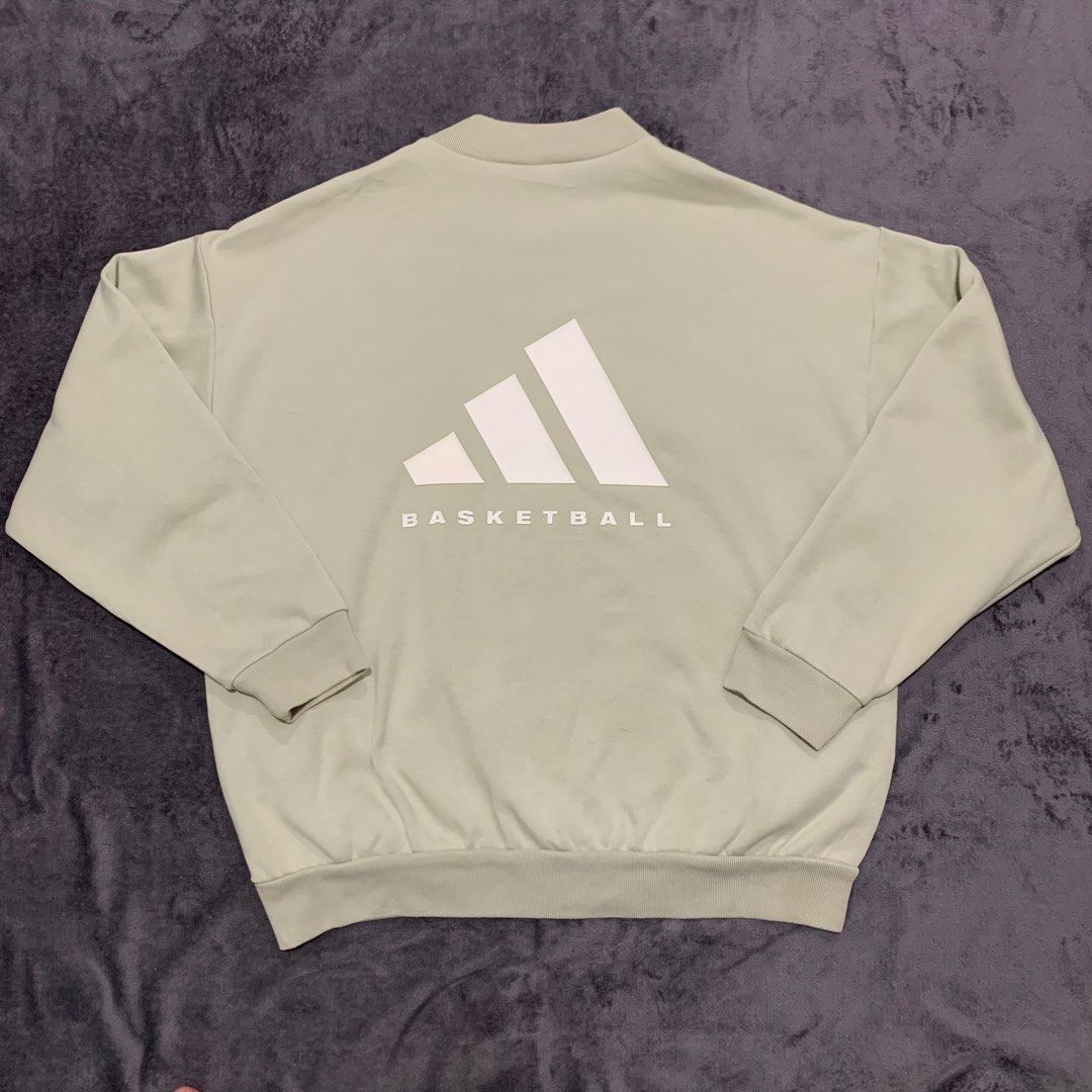 adidas Basketball Crew Sweatshirt (Category: Coats, Jackets and Outerwear) located in Dalaguete. Submitted by offrack.ph (Listing ID 1470088988, Image 2). Description: ❗️FOR SALE adidas Basketball Crew Sweatshirt SIZE SMALL ON TAG (best fit M) LENGTH 27.5 WIDTH 25 SLEEVE LENGTH 22 COLOR RATE 9/10 EXCELLENT CONDITION NOTE: COLOR MAY VARY DUE TO LIGHTING CAN SHIP VIA J&T✈️ 📩.