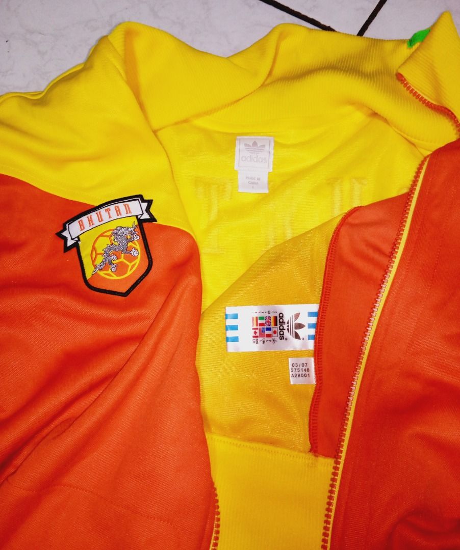 Adidas Bhutan Jacket (Category: Coats, Jackets and Outerwear) located in Baguio. Submitted by pass-sa-barat (Listing ID 1470014133, Image 2). Description: .