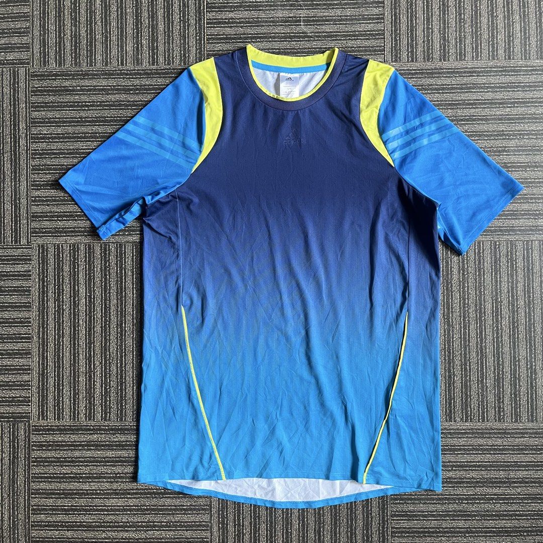 ADIDAS OVERSIZED FOOTBALL JERSEY (Category: Activewear) located in Imus. Submitted by thriftsportph (Listing ID 1470013466, Image 1). Description: Size on Tag : Large (Asian) Dimension : L28” W21” Price : 380 Condition : 8.5/10 Issue : Faded Logo at the Chest , the rest excellent..