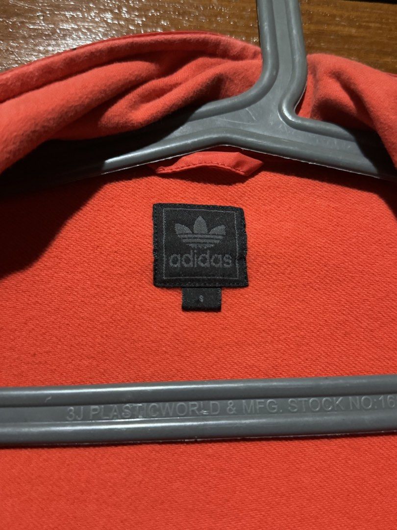 Adidas Red Zip Up Track Jacket Size S (Category: Coats, Jackets and Outerwear) located in Obando. Submitted by pepperooshop (Listing ID 1470079890, Image 2). Description: Size S.