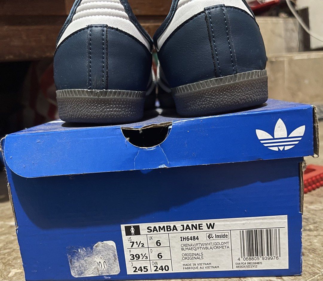 Adidas Samba Jane W (Category: Sneakers) located in Navotas City. Submitted by haecamyl (Listing ID 1470033272, Image 2). Description: Barely used. Good as new. Only issue the insides due to use of shoe inserts. .