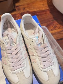 (Category: ) located in . Submitted by shopcenturies (Listing ID 1470002982, Image 1). Description: .
