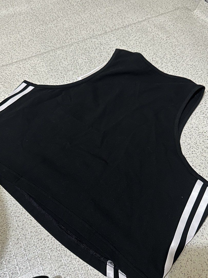 Adidas Studio Lounge Rib Tank Top (Category: Sleeveless) located in Makati City. Submitted by s0urgrapez02 (Listing ID 1470064593, Image 2). Description: Adidas Studio Lounge Rib Tank Top – Women’s ₱900 Size: M Brand new with tags RFS: Not my size, bought in the UK Loc: Manila, Can do meet up in SM San Lazaro or Pedro Gil/Taft or thru mail.