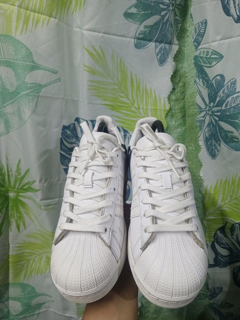Adidas SUPERSTAR BIG LOGO (Category: Dress Shoes) located in Iloilo. Submitted by ruummaarr (Listing ID 1470010626, Image 3). Description: ‼️Adidas SuperStar BIG LOGO 📍US: 8 📍EUR: 41.5 📍UK: 7.5 Asking Price: 999 💸MOP: GCASH 📦MOD: J&T EXPRESS 📍ILOILO.