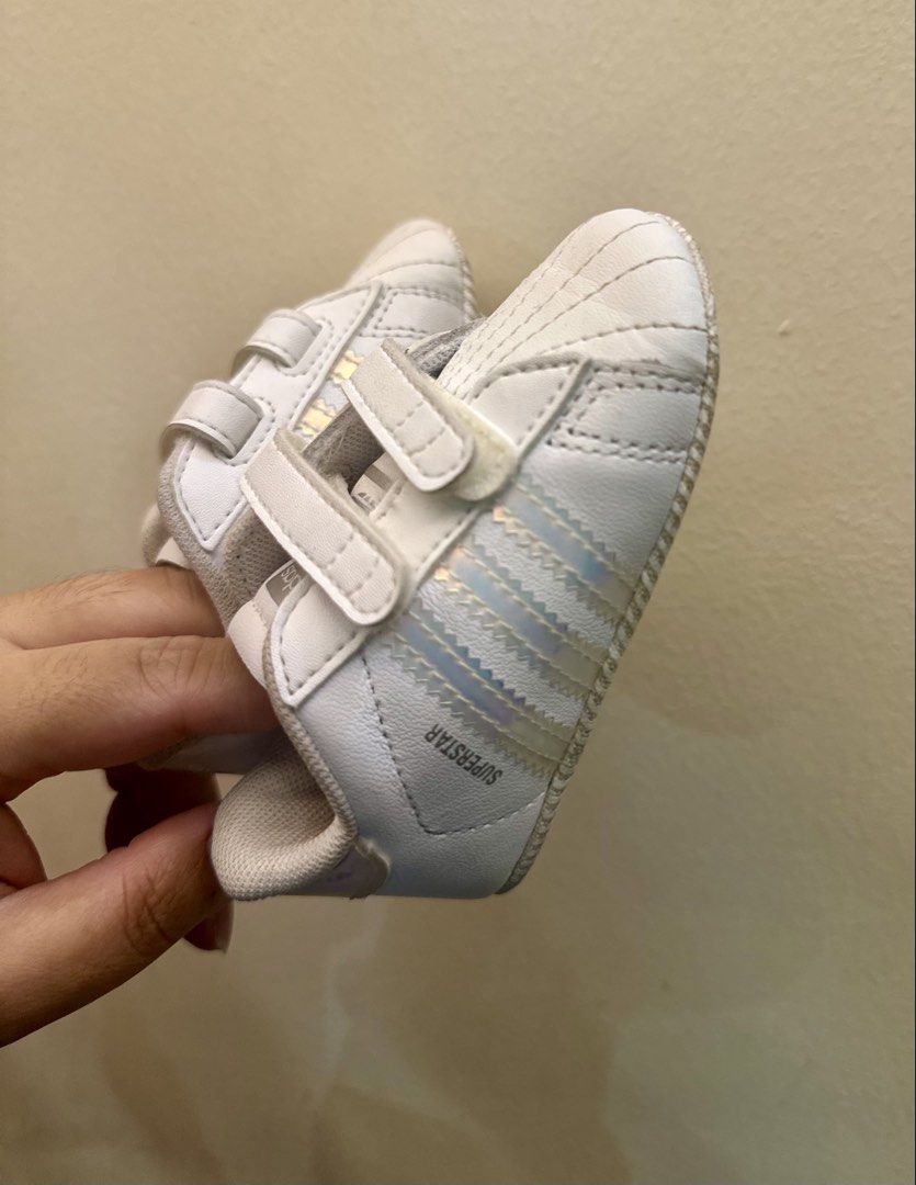 Adidas Superstar Crib (Category: Babies & Kids Fashion) located in Cavite. Submitted by art_declutter (Listing ID 1469975649, Image 2). Description: Size 2k with box.