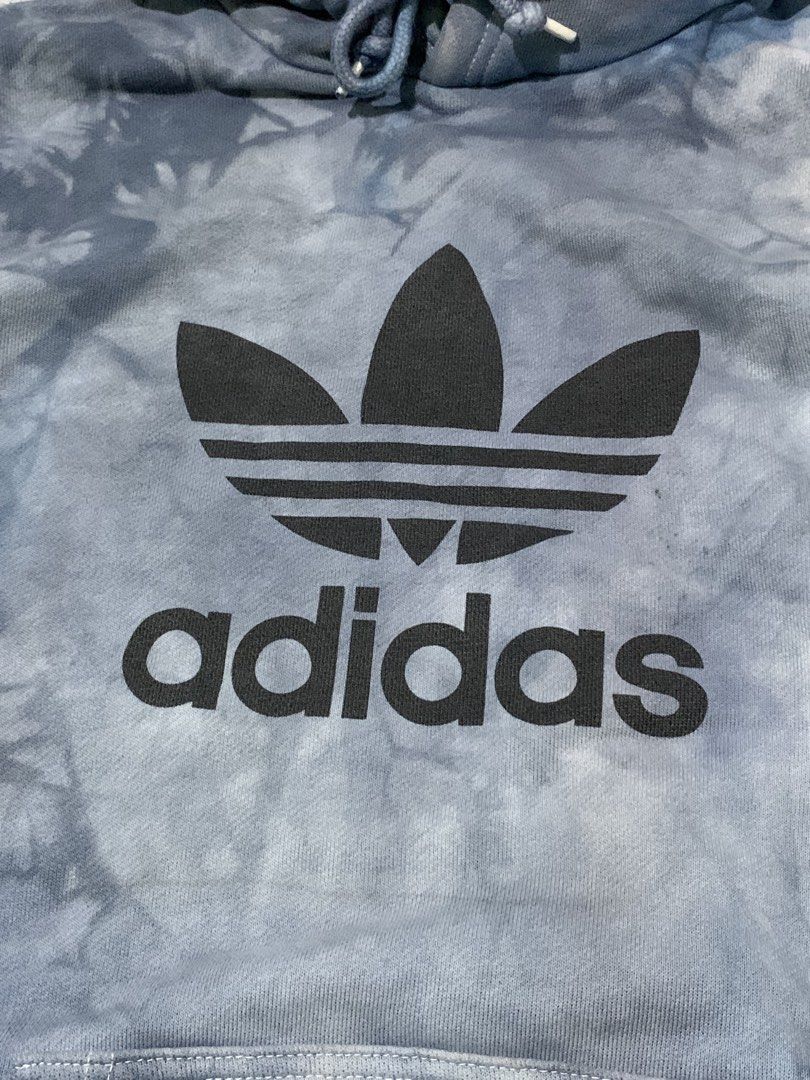 Adidas tie dye (Category: Hoodies) located in Angeles City. Submitted by badillajel81176 (Listing ID 1470017689, Image 3). Description: WTS –Adidas Tie dye Hoodie 📏 Size: Tag size “Medium “Large 📏 Measurements: Width : 21.2 Length: 28 💢Issue- No issue ✨ Condition: 10/10 🟦 Color Rate:10/10 📍 Pampanga Angeles City 📦 Shipping available nationwide.
