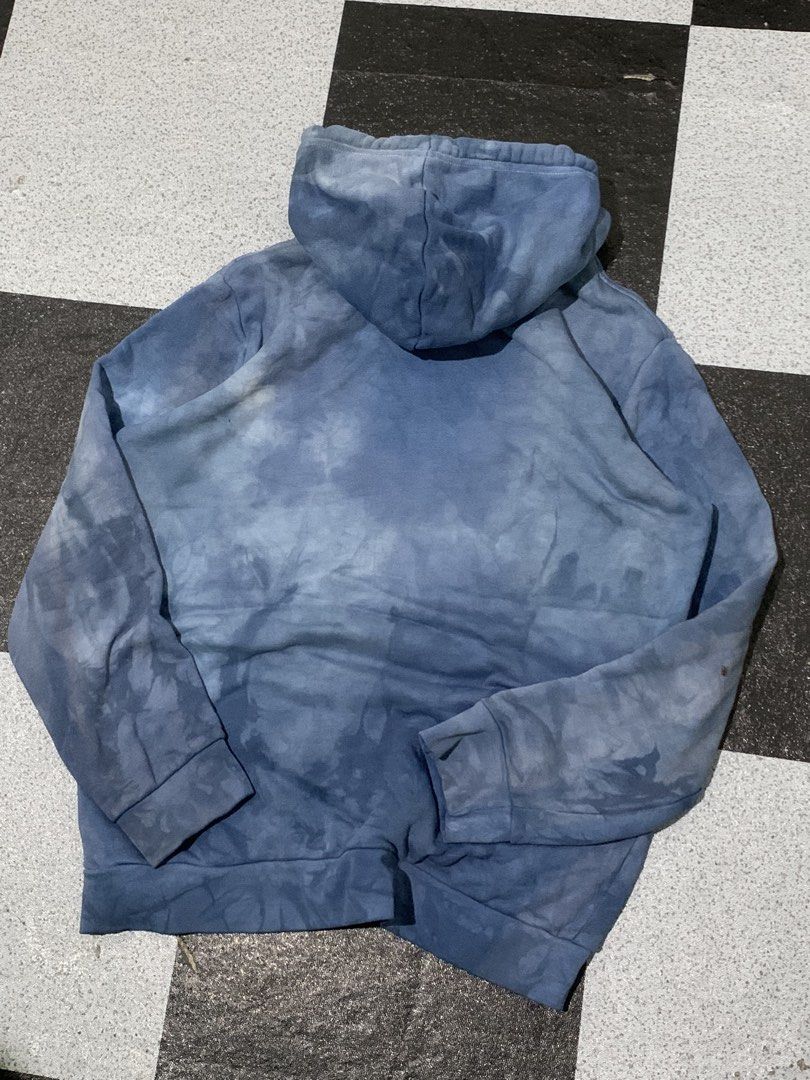 Adidas tie dye (Category: Hoodies) located in Angeles City. Submitted by badillajel81176 (Listing ID 1470017689, Image 2). Description: WTS –Adidas Tie dye Hoodie 📏 Size: Tag size “Medium “Large 📏 Measurements: Width : 21.2 Length: 28 💢Issue- No issue ✨ Condition: 10/10 🟦 Color Rate:10/10 📍 Pampanga Angeles City 📦 Shipping available nationwide.