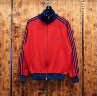 (Category: ) located in . Submitted by peopleofswoosh (Listing ID 1469970819, Image 1). Description: .