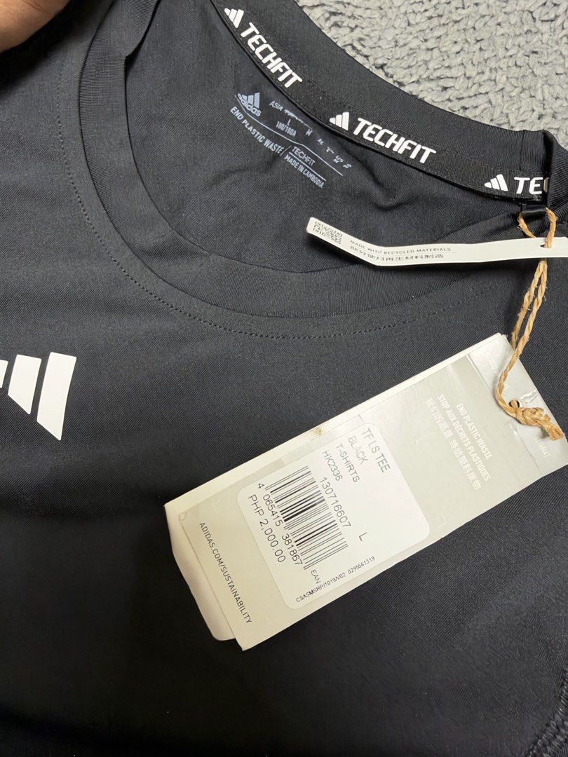 Adidas Under Armour Compression tops (Category: Activewear) located in Pasig City. Submitted by ecrz19 (Listing ID 1470118457, Image 3). Description: All brand new with tag Both Large (asian sizing) but fits small to medium (compression kaya hapit/fit) Under armour bought in Japan - 950 Adidas pinas - 2000srp selling for 1350 Get both for 2000 Can provide paperbag for adidas (just let me know) Location, ortigas center, pasig.
